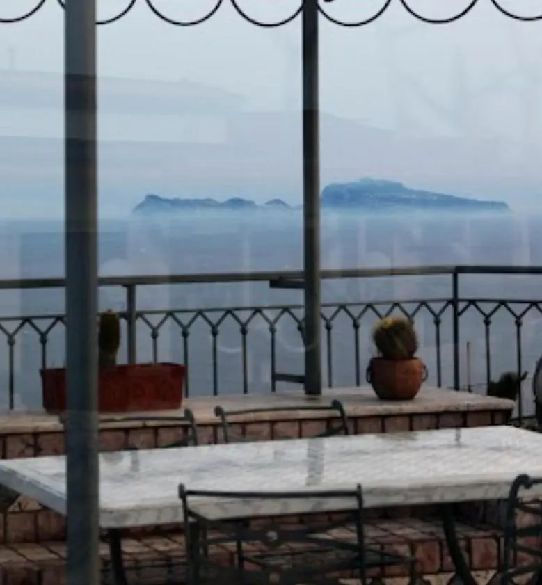 Terrazza Morghen Panoramic Rooftop Naples